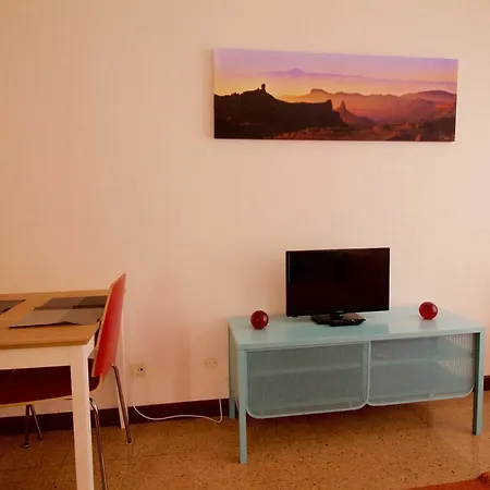 Apartment Rosamar A Metros De La Playa Wifi Gratis 204 By Lightbooking Las Palmas de Gran Canaria